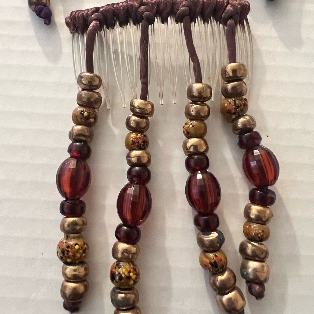 Beaded Hair Combs Set of 4 - Picture 5 of 10